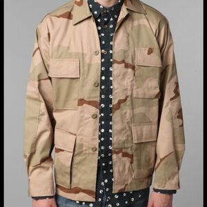 Urban Outfitters Rothco Tricolor Camo Jacket Tan-Brown-Army Green